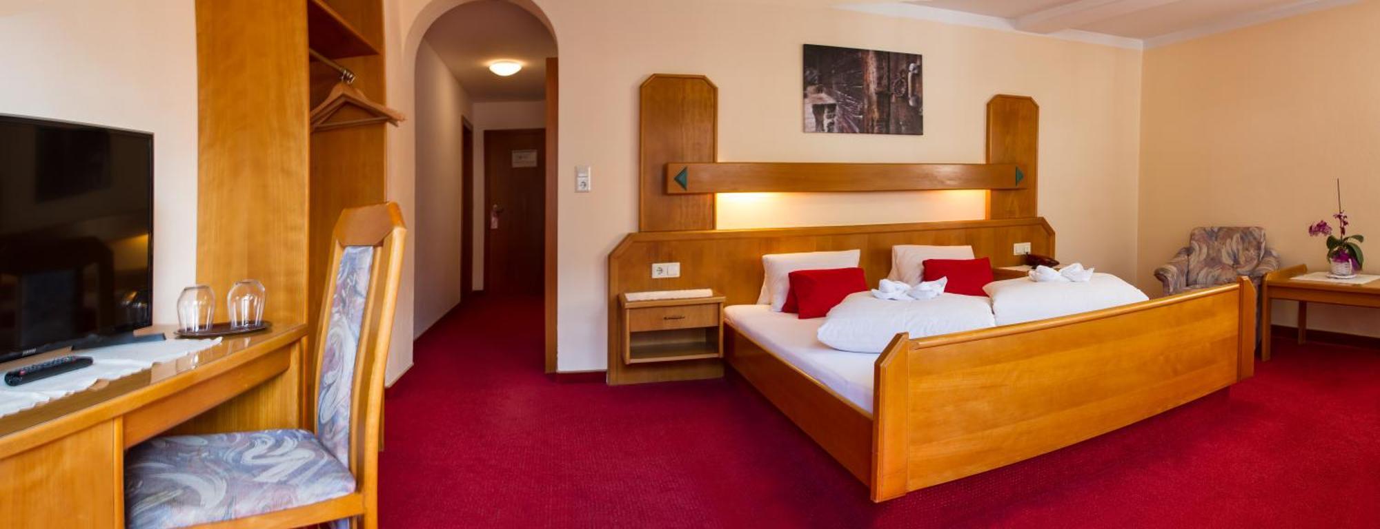 Triple Room,644065563:JPEG